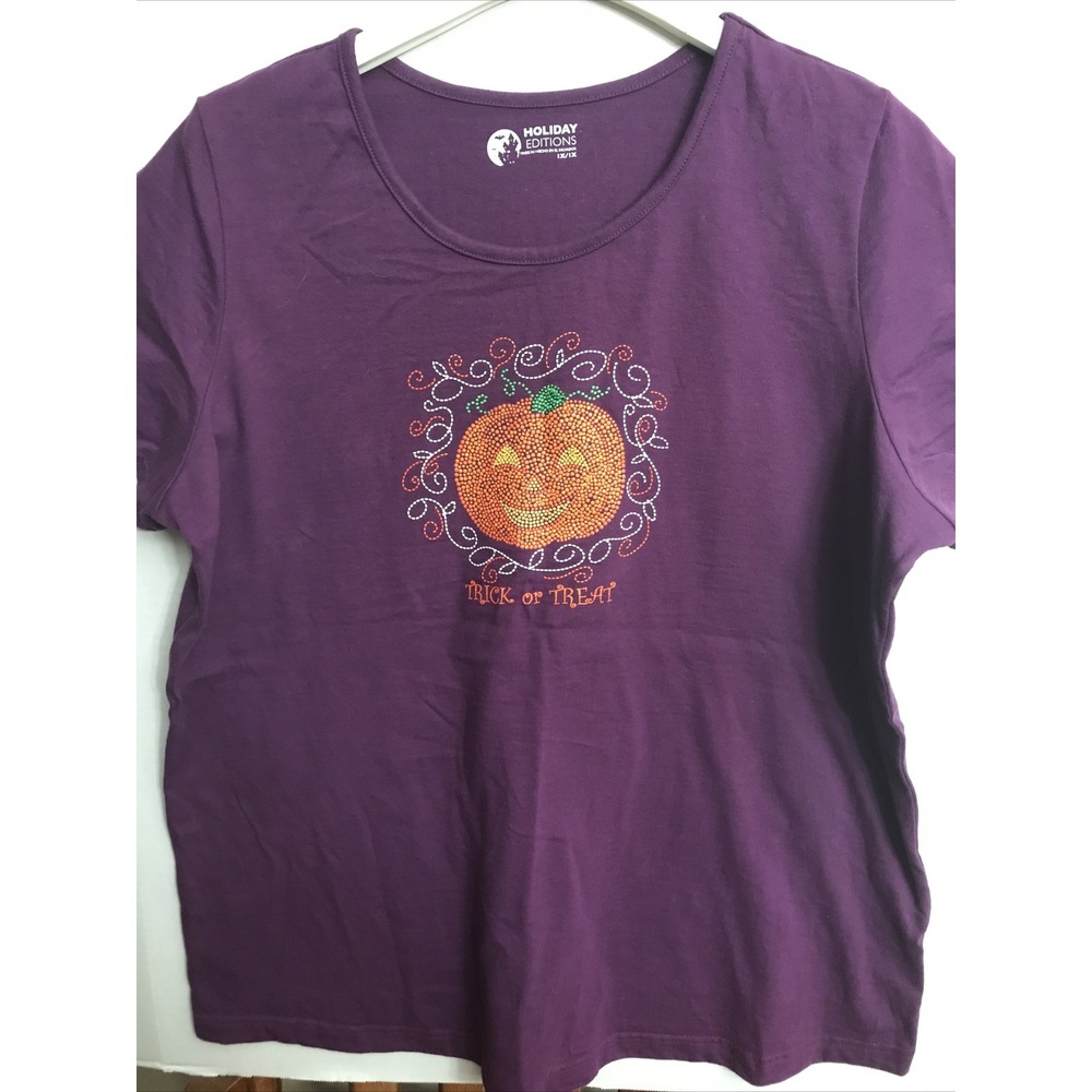 Holiday Edition‎ XL Purple Trick Or Treat Halloween T Shirt Top